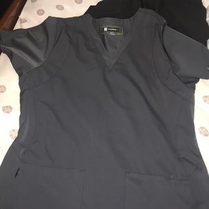 WonderWink HP scrub top (Medium)
